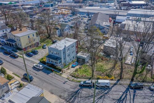 220 Woodland Avenue, Yonkers, NY, 10703 | Card Image