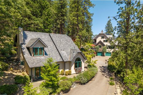 309 Granite Street, Ashland, OR, 97520 | Card Image