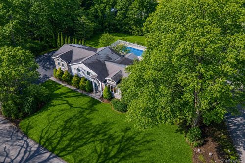 87 Soundview Dr, Port Jefferson, NY, 11777-1147 | Card Image