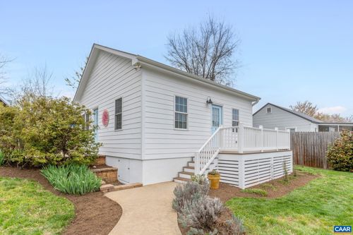 c-207 Douglas Ave, CHARLOTTESVILLE, VA, 22902-5780 | Card Image