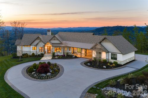 154 Bear View Road, Weaverville, NC, 28787 | Card Image