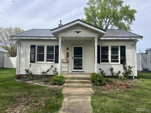417 E 5th St, Ramsey, IL, 62080-2149 | Card Image