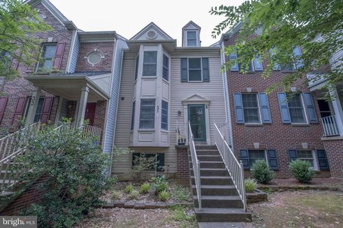 31 Steeple Ct, GERMANTOWN, MD, 20874-6179 | Card Image