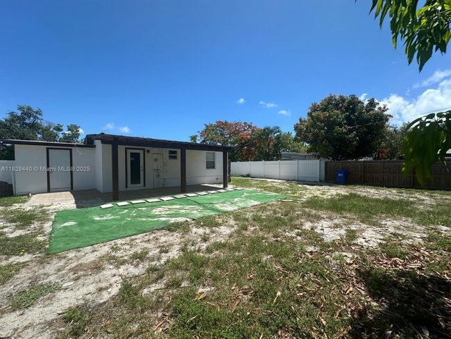 1754 Ne 48 Th Ct, House other with 3 bedrooms, 1 bathrooms and null parking in Pompano Beach FL | Image 27