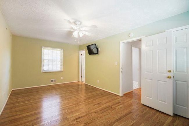 2223 Jay Ln Se, House other with 3 bedrooms, 3 bathrooms and 2 parking in Smyrna GA | Image 12