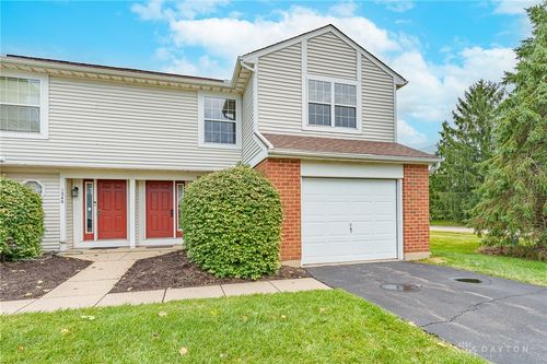 2342 Raider Dr, Fairborn, OH, 45324-2001 | Card Image