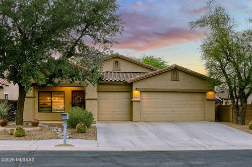 8271 N Rocky Brook Drive, Tucson, AZ, 85743 | Card Image