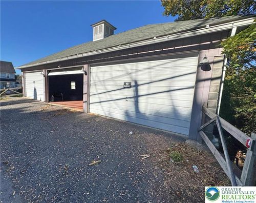 31 New St, Bangor, PA, 18013 | Card Image