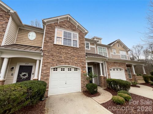 4773 Craigmoss Ln, Charlotte, NC, 28278-6676 | Card Image