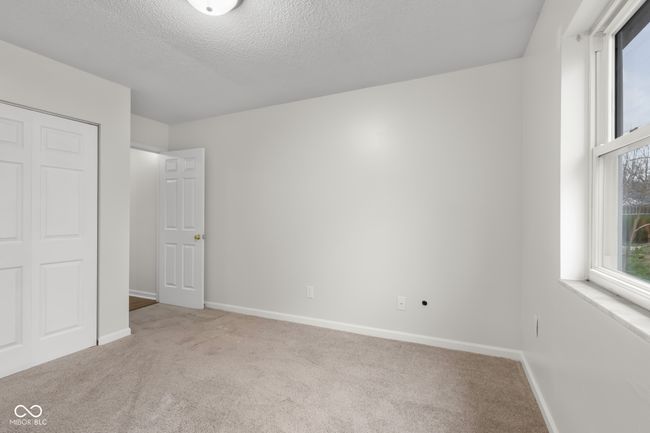 2770 Two Worlds Dr, Condo with 2 bedrooms, 2 bathrooms and null parking in Columbus IN | Image 33