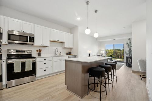 7980 Rose St, Victoria, MN, 55386-9602 | Card Image