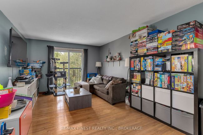 403 - 540 Talbot Pl, Condo with 2 bedrooms, 1 bathrooms and 1 parking in Gananoque ON | Image 6