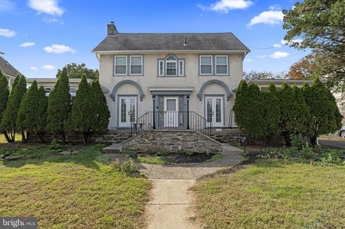 824 Lindale Ave, DREXEL HILL, PA, 19026-3307 | Card Image