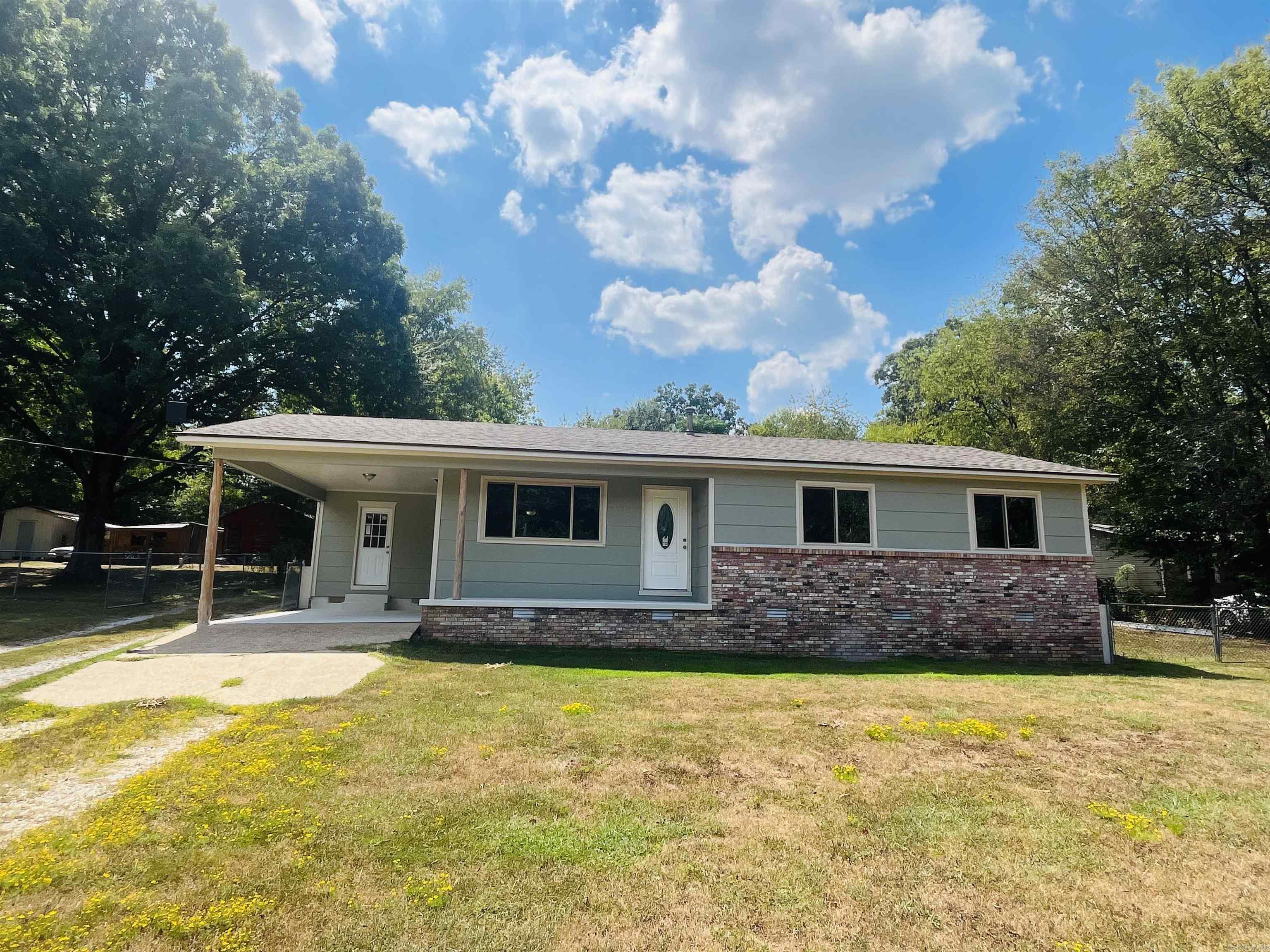 Hurricane Shores Dr, Benton, AR 72019