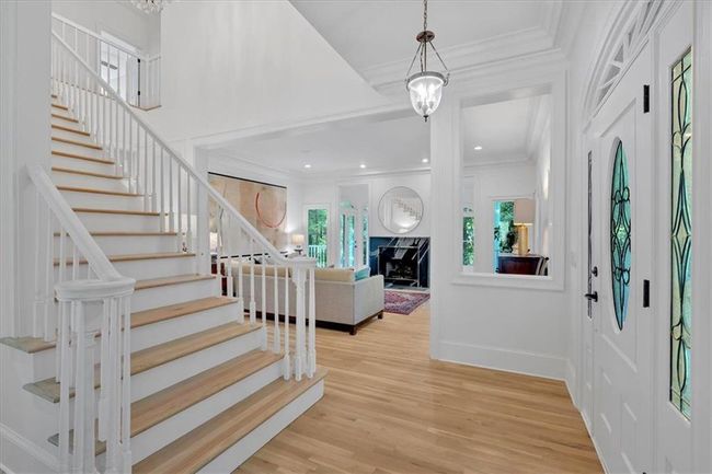 400 Old Ivy Rd Ne, House other with 6 bedrooms, 6 bathrooms and 3 parking in Atlanta GA | Image 10