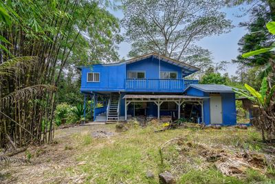 Front of house driveway parking, single carport | Image 2