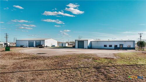 b-13102 N Navarro St, Victoria, TX, 77904-1451 | Card Image