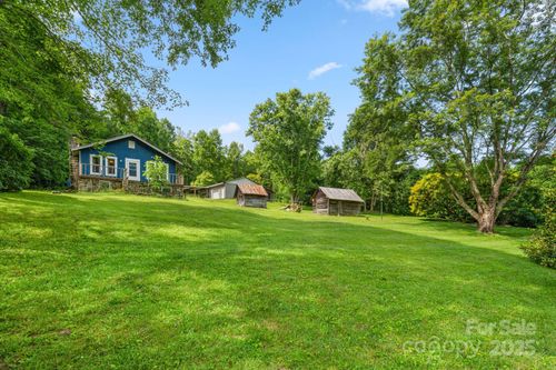 2428 Hamburg Rd, Mars Hill, NC, 28754-6724 | Card Image