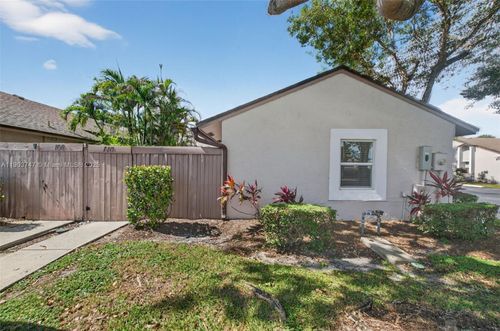 apt-110-51 Nw 115th Ave, Plantation, FL, 33325-2547 | Card Image