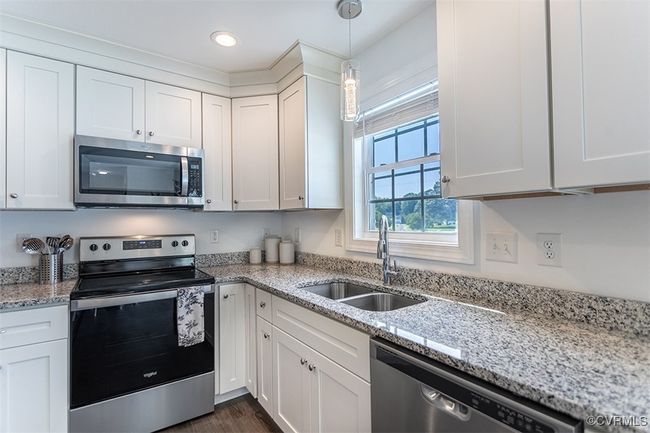 203 Pointers Dr, House other with 4 bedrooms, 3 bathrooms and null parking in West Point VA | Image 17