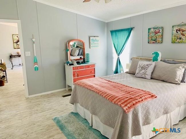 77 Blue St, House other with 3 bedrooms, 2 bathrooms and null parking in Port O Connor TX | Image 17