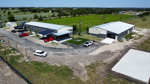 121 Pistol Rd, Weatherford, TX, 76085-4020 | Card Image