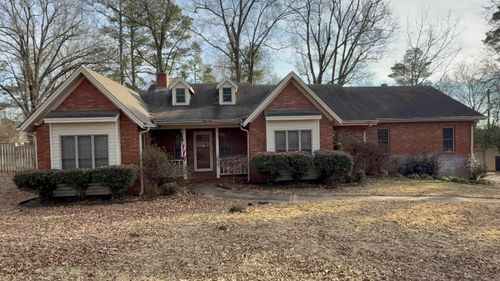 2 Forrest Cv, Forrest City, AR, 72335 | Card Image