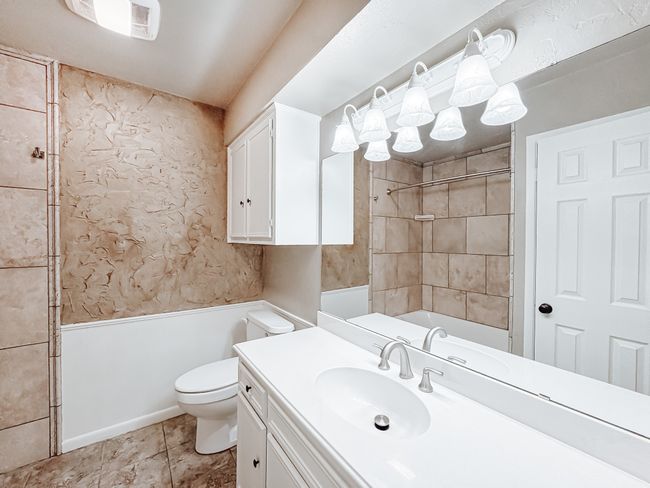1420 Bowie Cir, House other with 3 bedrooms, 2 bathrooms and null parking in Corsicana TX | Image 18