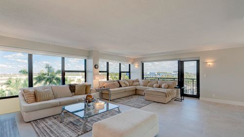 515-3800 Galt Ocean Dr, Fort Lauderdale, FL, 33308-7657 | Card Image