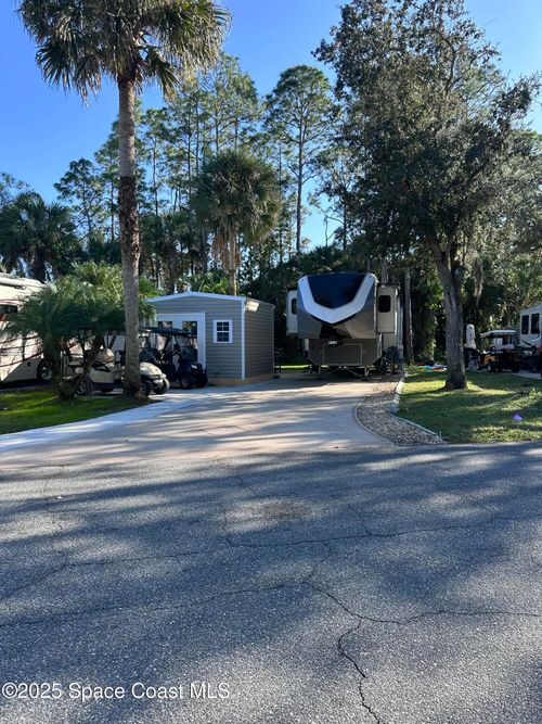 385-385 Oak Cove Rd, Titusville, FL, 32780-2537 | Card Image
