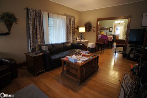 1038 2nd Street, Webster City, IA, 50595 | Card Image