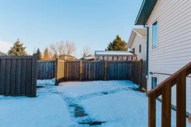 9610 123 Ave, House detached with 3 bedrooms, 2 bathrooms and 2 parking in Grande Prairie AB | Image 38