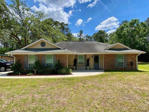 124 Lake David Dr, Picayune, MS, 39466-9119 | Card Image