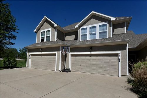 34212 W 90th Cir, De Soto, KS, 66018-8502 | Card Image