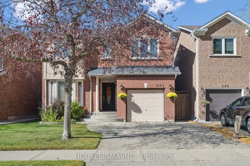 1197 Old Oak Dr, Oakville, ON, L6M3K6 | Card Image