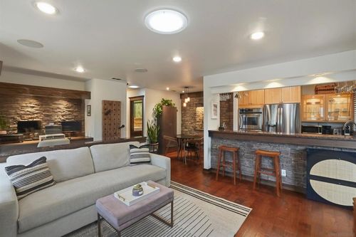 811 Caminito Del Sol, Carlsbad, CA, 92011-2406 | Card Image