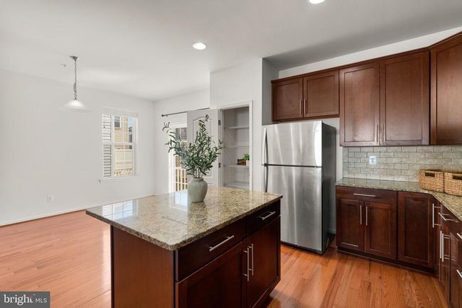 7769 Dagny Way, Townhouse with 4 bedrooms, 4 bathrooms and null parking in ELKRIDGE MD | Image 10