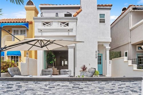 509 11th St, Huntington Beach, CA, 92648 | Card Image
