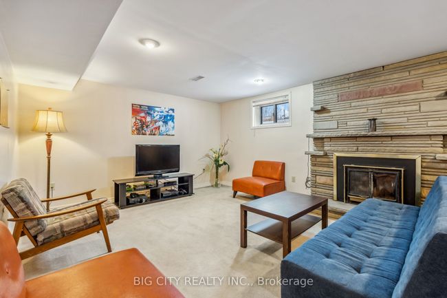 BSMT - 230 Pleasant Ave, House other with 1 bedrooms, 1 bathrooms and 1 parking in North York ON | Image 12