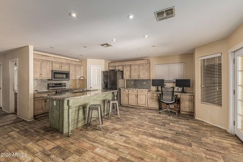 13716 W Solano Dr, Litchfield Park, AZ, 85340-5321 | Card Image