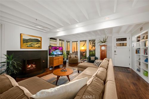 1687 Temple Hills Dr, Laguna Beach, CA, 92651-2630 | Card Image