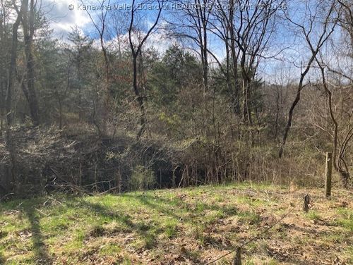 1402 Pierce Road, Leon, WV, 25123 | Card Image