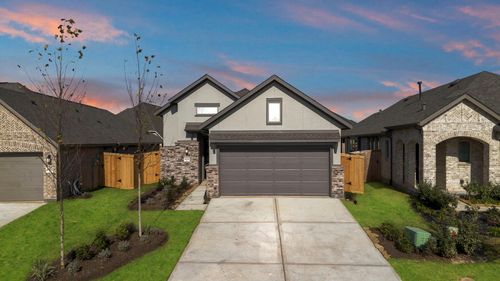 1064 Shoal Creek Trl, Conroe, TX, 77304-4627 | Card Image