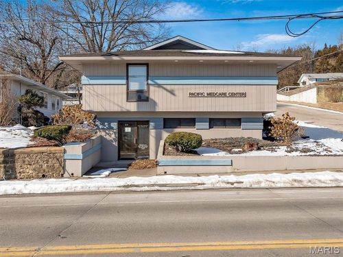 319 N 1st Street, Pacific, MO, 63069 | Card Image