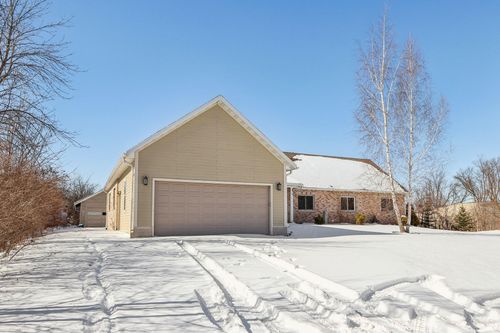 8209 N Port Washington Rd, Fox Point, WI, 53217-2651 | Card Image