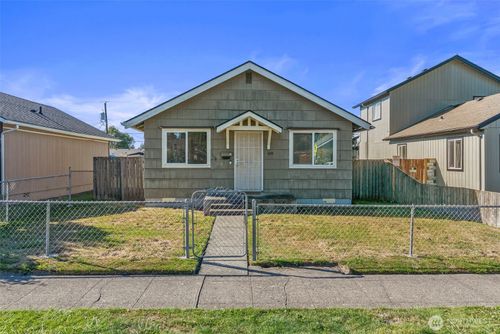 349 27th Ave, Longview, WA, 98632-1225 | Card Image