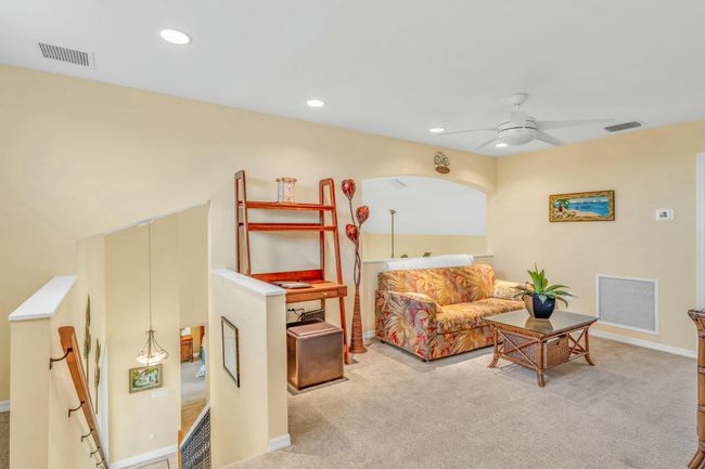 Sitting Area 2nd Floor | Image 31