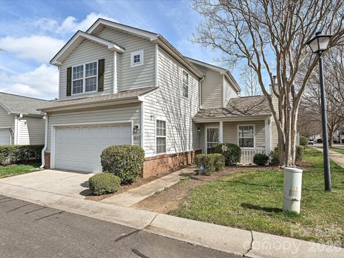 8627 Meadowmont View Dr, Charlotte, NC, 28269-6157 | Card Image