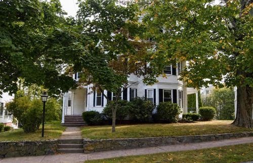 435 Broad Street, Portsmouth, NH, 03801 | Card Image