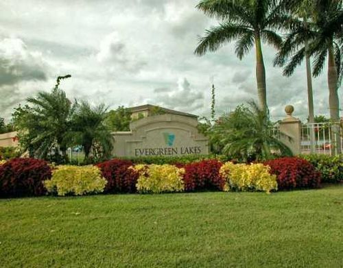 105-5001 Wiles Rd, Coconut Creek, FL, 33073-4201 | Card Image